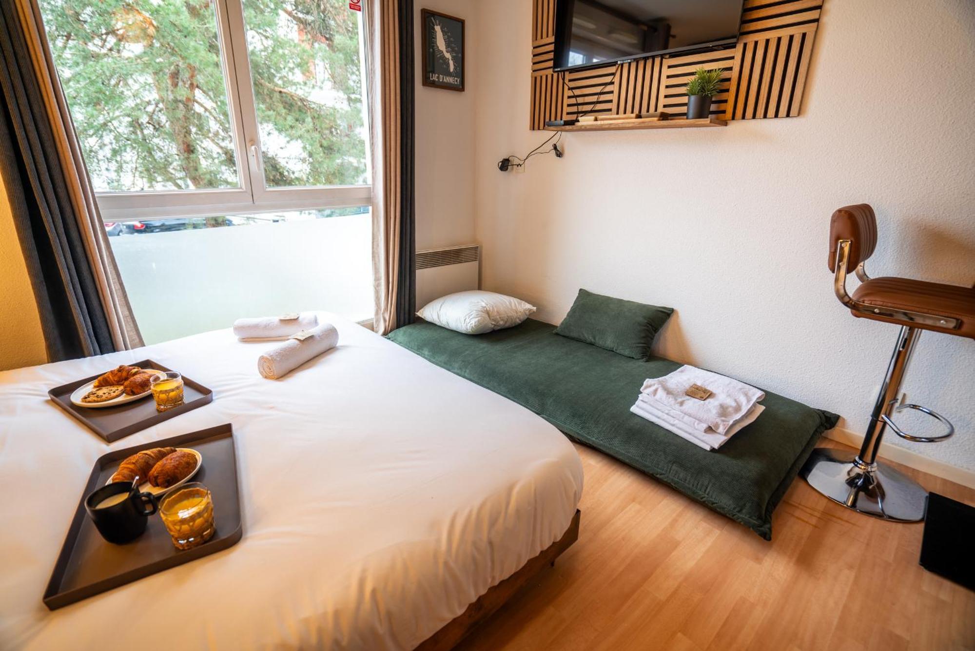 Cabana & Merci Annecy - Parking Et Proche Du Lac 외부 사진
